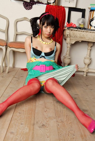 Kana Yume In Vintage Beauty 7