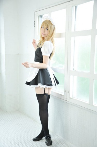 Sexy Japanese Maid 12