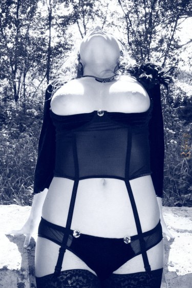 Mirey In Velluto Nero 6