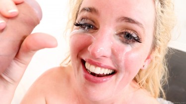 Charlie Forde Squirt And Anal Manhandling 15