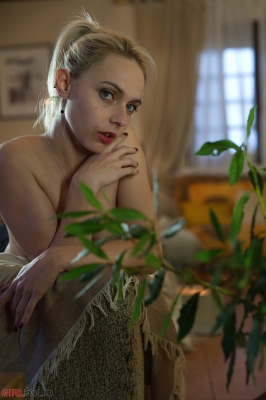 Chloe Toy In Looking Back 8