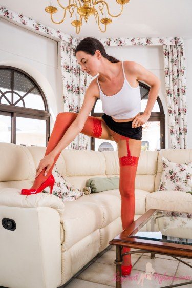 Nikolart In Layered Nylons 6