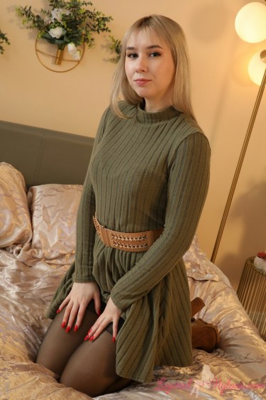 Patricia A Teases In A Green Dress And Nylons 7