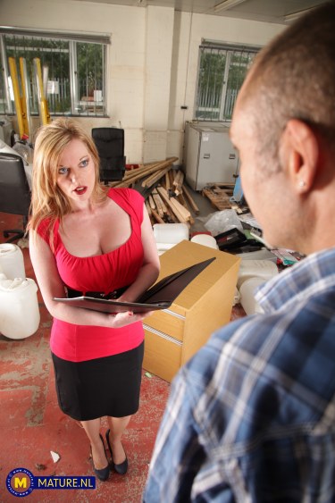 Holly Kiss Is Getting Fucked In A Warehouse 2