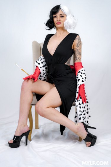 Charlie Valentine In Black Lingerie 3