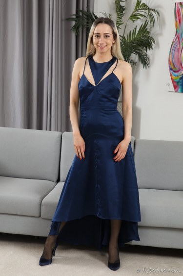 Tania Aresti On Couch 1