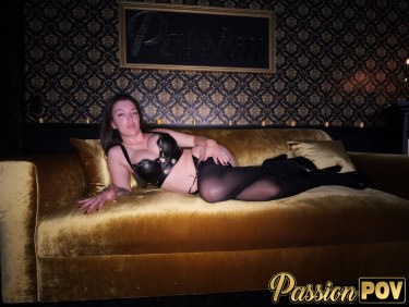 Elizabeth Skylar In Lingerie And Stockings 5