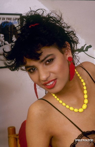 Vintage Babe In Black Lingerie 7