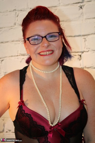 Mollie Foxxx Untattood 1