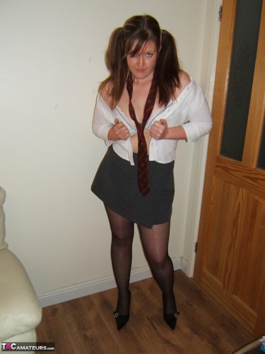 Schoolgirl Samantha 6