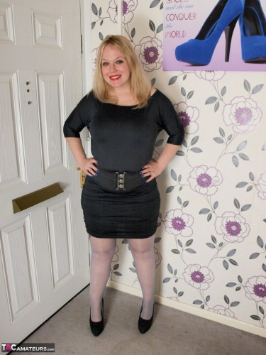 Sindy Bust In Grey Stockings 1