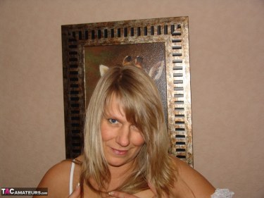 Sweet Susi In White Nylon Lingerie 4