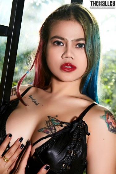 Praewa In Black Lingerie 2
