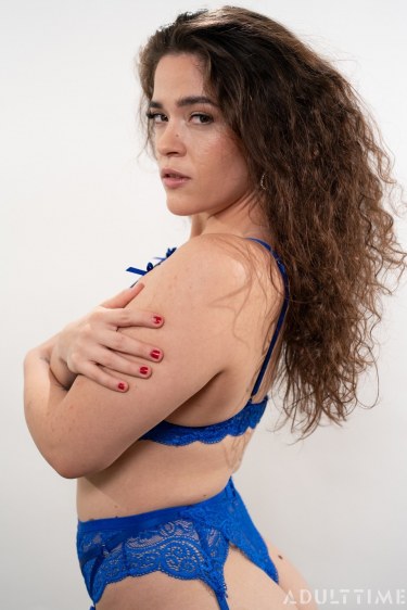 Sinn Sage And Victoria Voxxx In Lez Be Bad 1