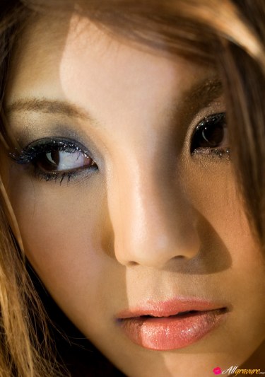 Azumi Harusaki In Corset 12