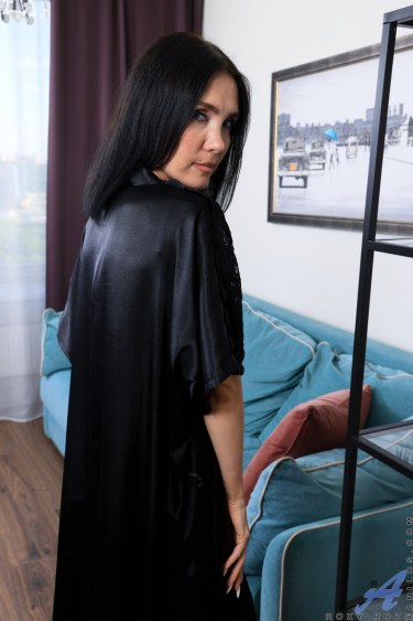 Thigh Highs Featuring Roxy Roz 1