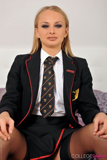 Beautiful Blonde Student Ivana Sugar 3