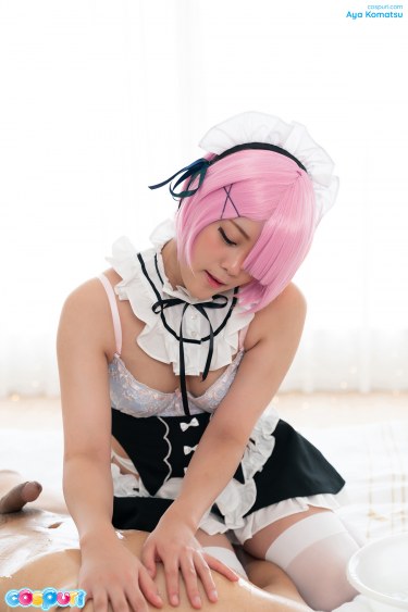 Aya Komatsu Gives A Handjob 2