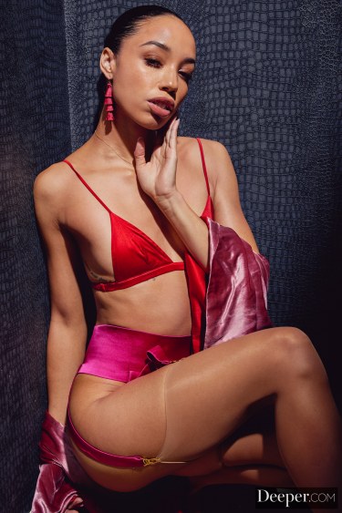 Alexis Tae In Nylons 11