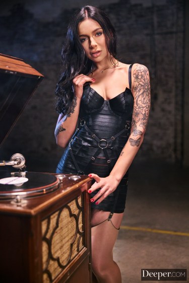 Push With April Olsen 4