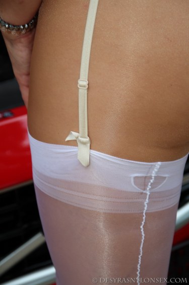 Desyra Has Trouble With Her Car 11