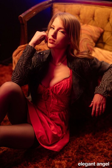 Octavia Red In Stockings 2