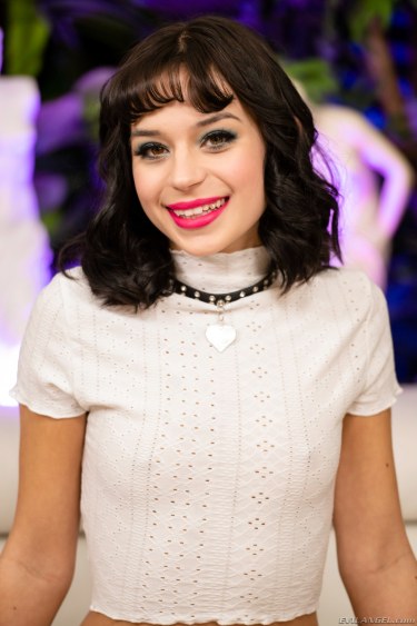 Aria Valencia And Tori Mack In Hookup Hotshot Internet Intercourse 3