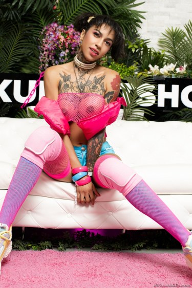 Ravyn Alexa In Hookup Hotshot Internet Sex Addicts 04 1