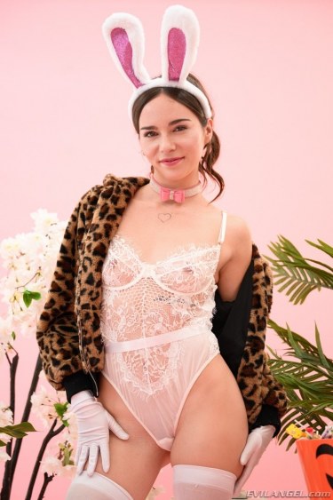 Tess Thompson In Hookup Hotshot Internet Sex Addicts 06 3