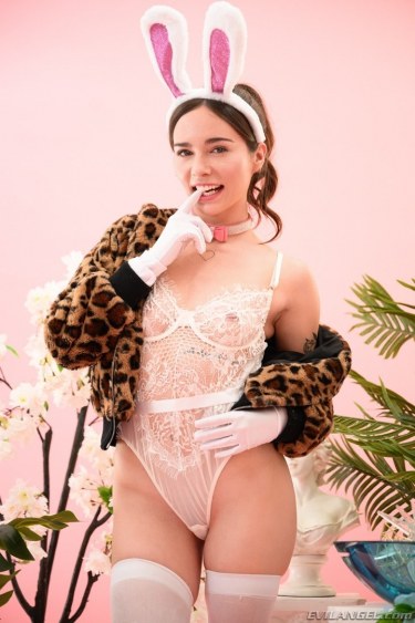 Tess Thompson In Hookup Hotshot Internet Sex Addicts 06 4