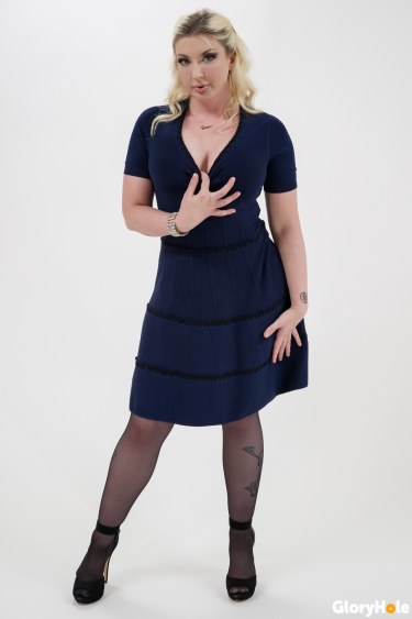 Leya Falcon Lusts For Gloryhole Cock 1