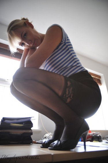 Office Lover Hayley Marie Coppin 4