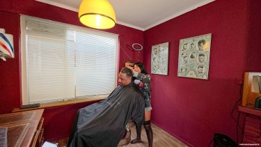 Bij De Blote Barbier 2