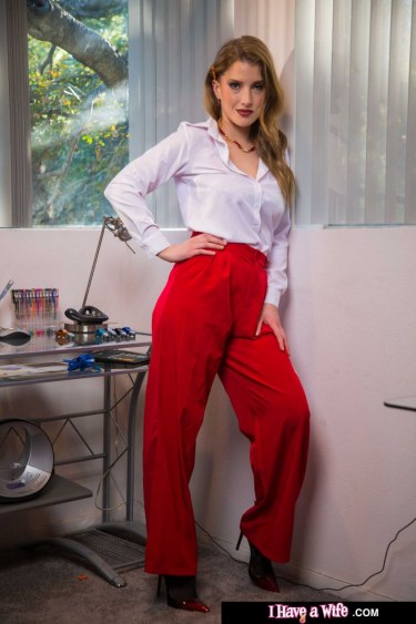 Octavia Red Strips At The Office 2