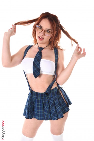 Norah Juliette In Every Sexy Inch 4