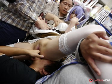 Miku Oguri Fucked In A Comic Shop 7