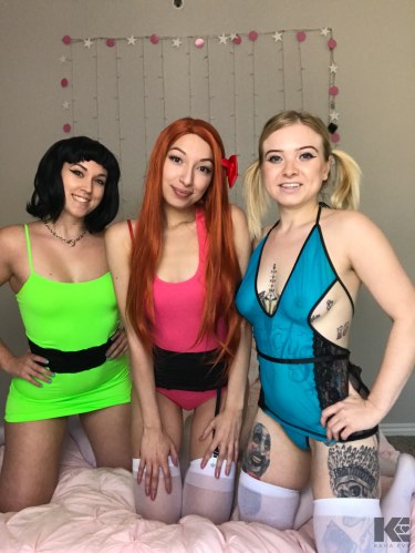 Three Cute Girls Squirt Competition 6