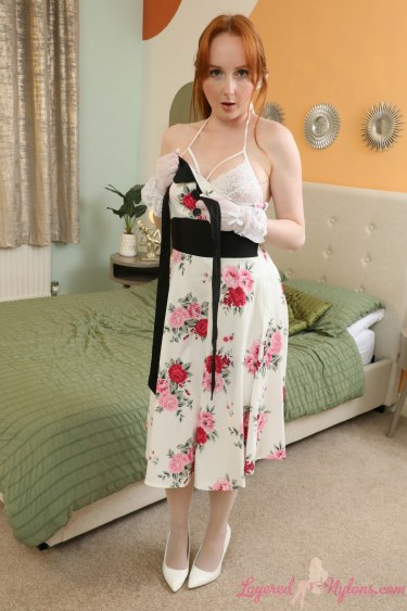 Miss Daphne Red In Summer Dress And Layered Nylons 9