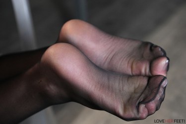 Joi Foot Tease With Kenzie Taylor 10