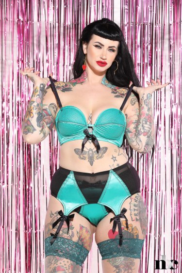 Cherrie Pie In Turquoise Lingerie 7