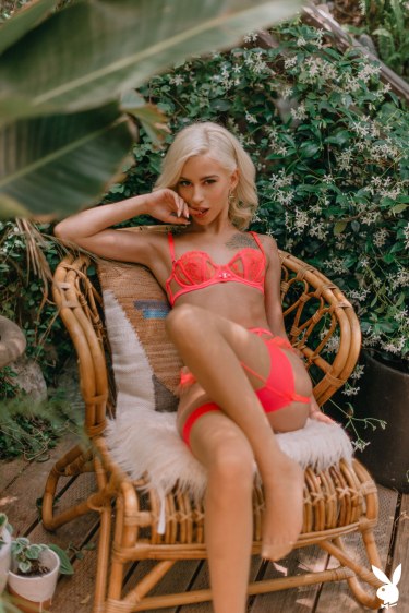 Kiara Cole In Look At Me 1