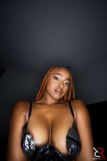 Destiny Mira In Lingerie And Stockings 11