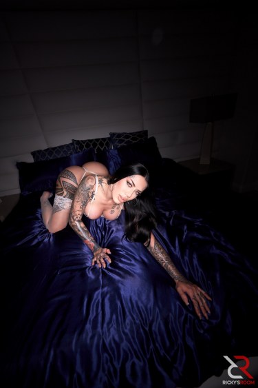 Lacey Jayne In White Lingerie 10