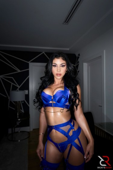 Lena Paul And Queenie Sateen 10