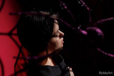 Fullmun Featuring Ariana Mun 2