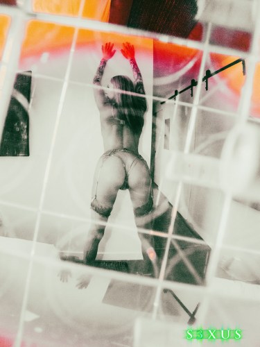 Panama Canal Starring Angie Bloom 4