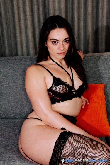 Sophia Burns In Epic Anal Smut 1