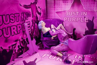 Colors On Fire With Anna De Ville 7