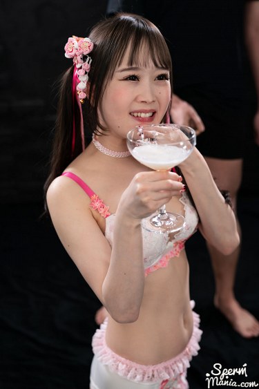 Ria Kurumi Uses A Group Of Guys Cum For One Messy Handjob 11