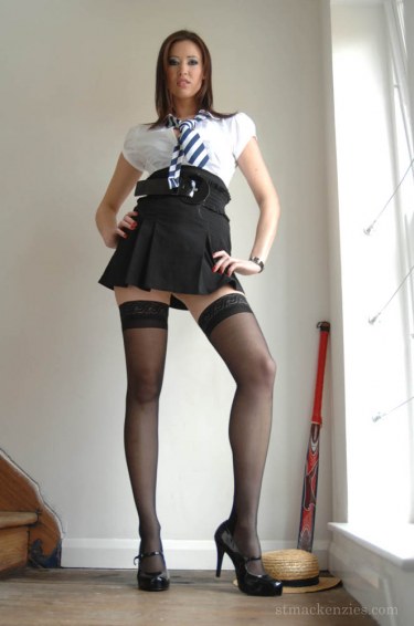 Carole Davis In Her College Outfit 1